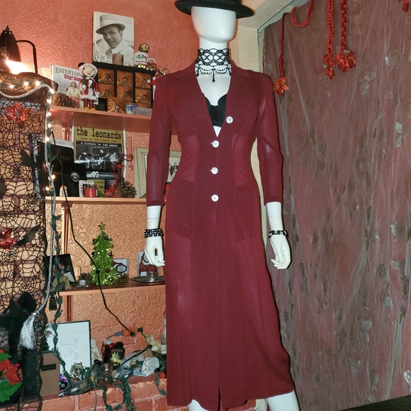 🖤EUC VNTG Burgundy Cover up by Dolce & Gabbana🖤 - Picture 4 of 17